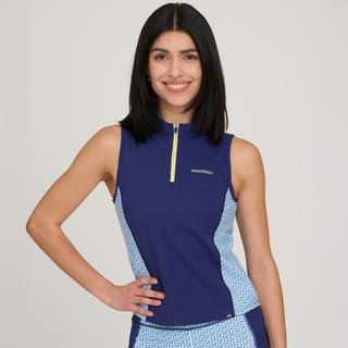 Model is wearing size small in The Spark Midnight Momentum Quarterzip. 